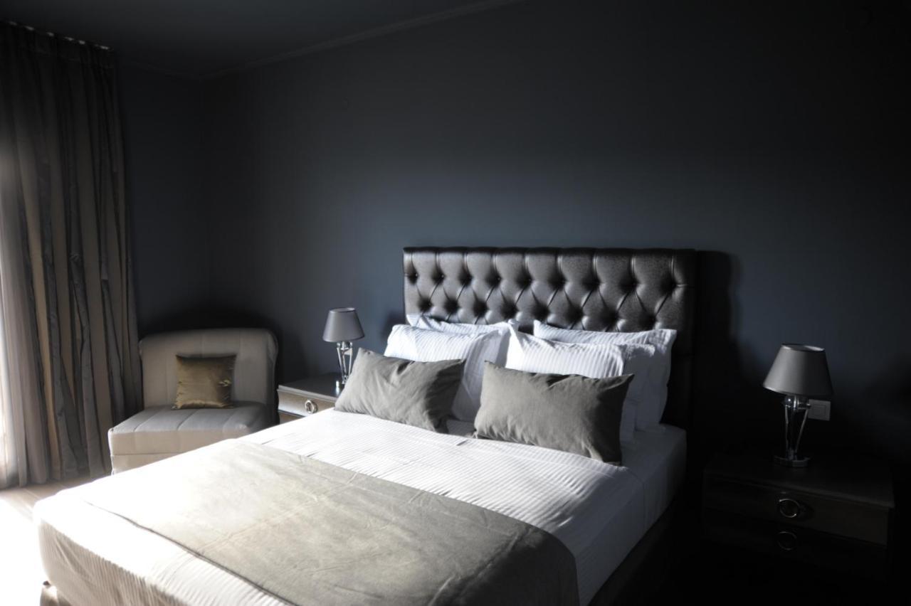 Theasis Hotel 帕拉米夏 外观 照片